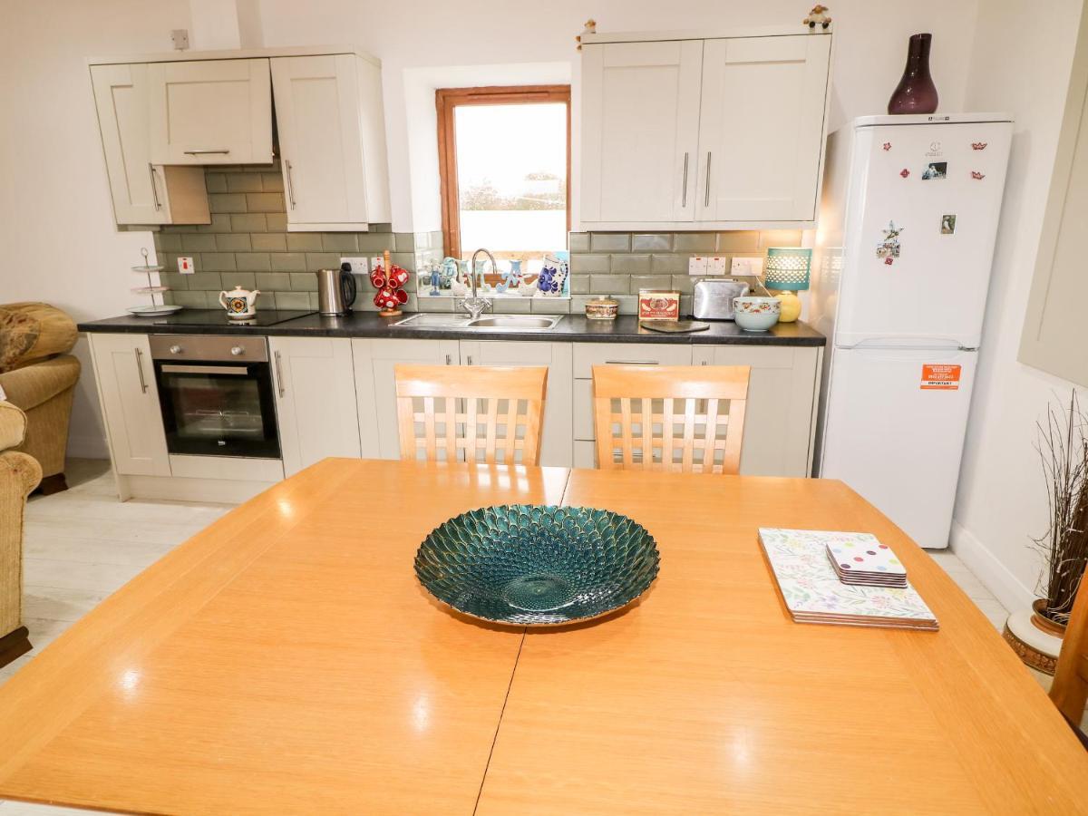 May'S Cottage Бушмилс Екстериор снимка