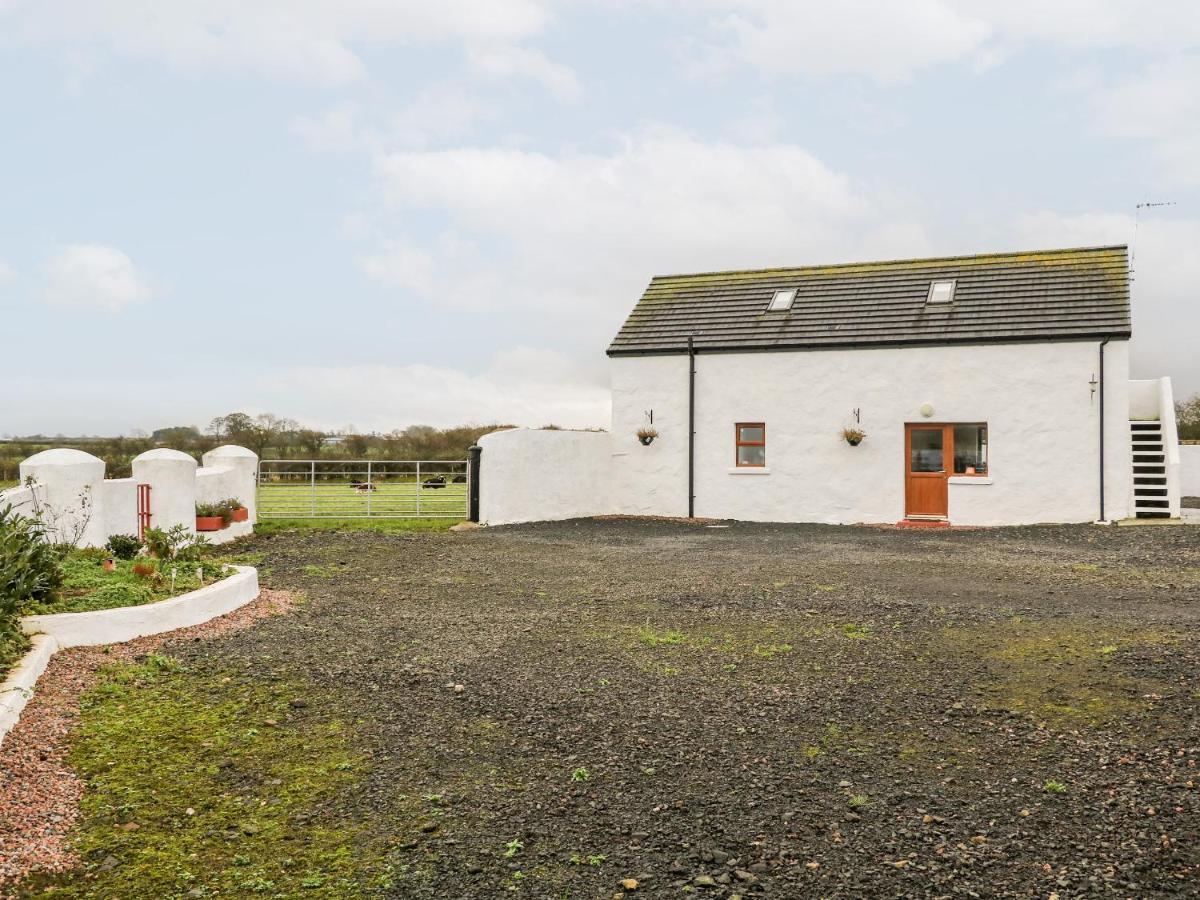 May'S Cottage Бушмилс Екстериор снимка